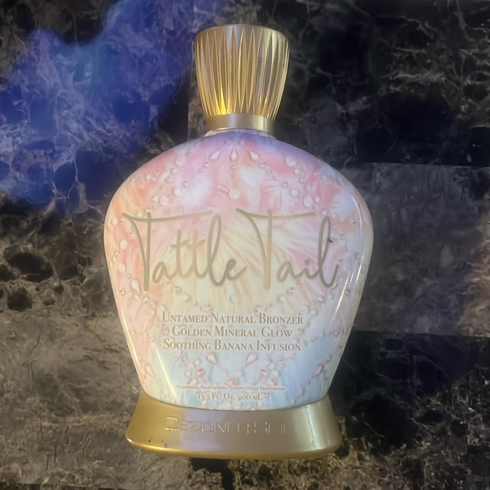 Tattletale natural bronzer tanning lotion
